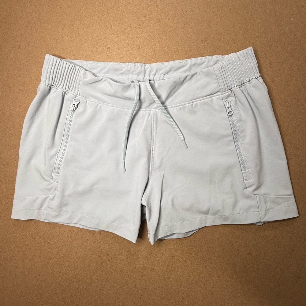 Columbia PFG Gray Athletic Shorts Size Small